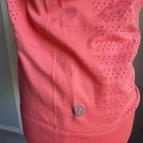 Lululemon Breeze By Long sleeve, 4 - Picture 4 of 5